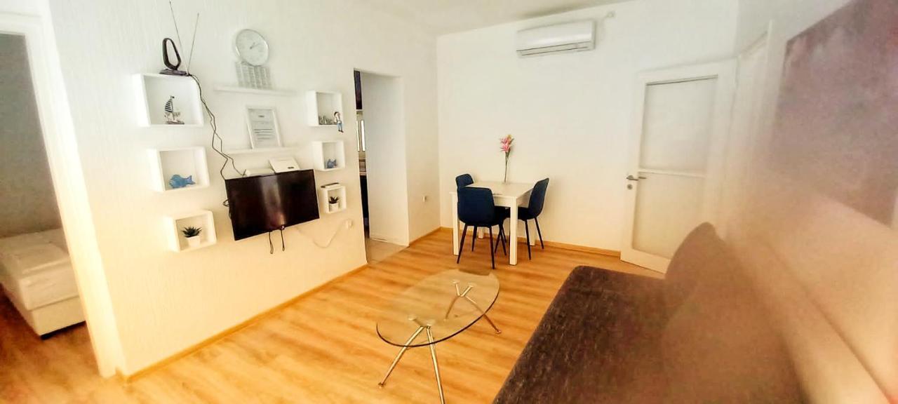 By The Sea Apartment Rijeka Bagian luar foto